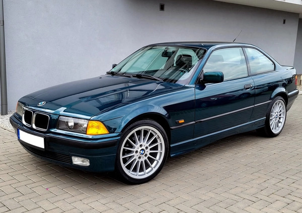 BMW Seria 3 cena 27900 przebieg: 219000, rok produkcji 1996 z Głowno małe 92